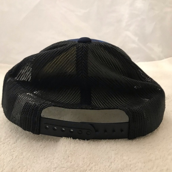 Volcom Adjustable SnapBack Mesh Youth Beach Cap - Picture 5 of 15